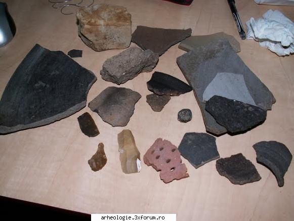 stie cineva ce este ? - Mai multe dintre obiectele gasite - Arheologia in Romania